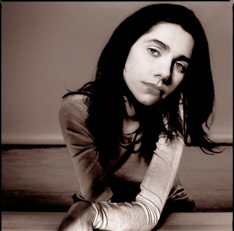 დოკუმენტური ფილმი PJ Harvey-ის შესახებ მომავალ კვირას გამოვა